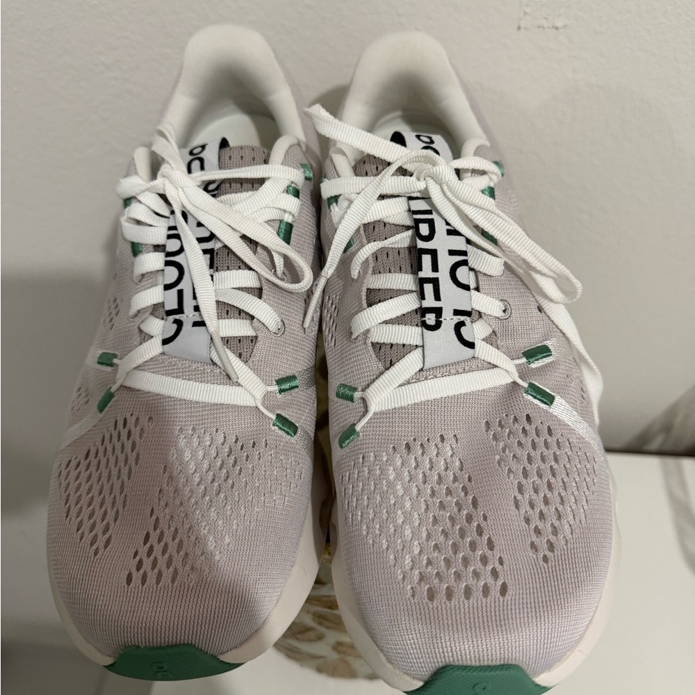 On Running Women's Sneakers in White and Green